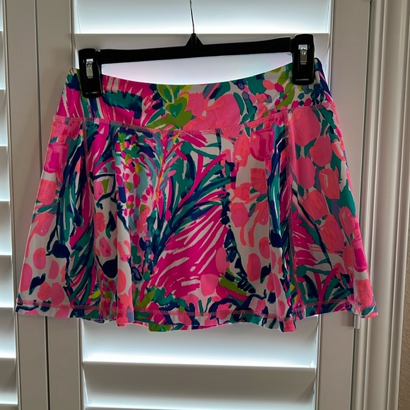 Lilly Pulitzer Pants - Lilly Pulitzer Aila Skort in Gumbo Limbo